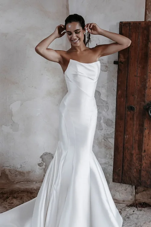 E215-Carmen-AD1_fe9d448278d6374705cad208a7ef2a7b