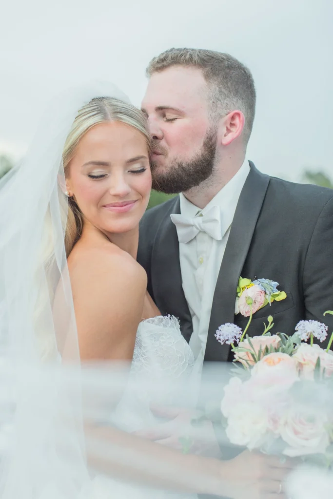 8a125af996a418-BH488568044